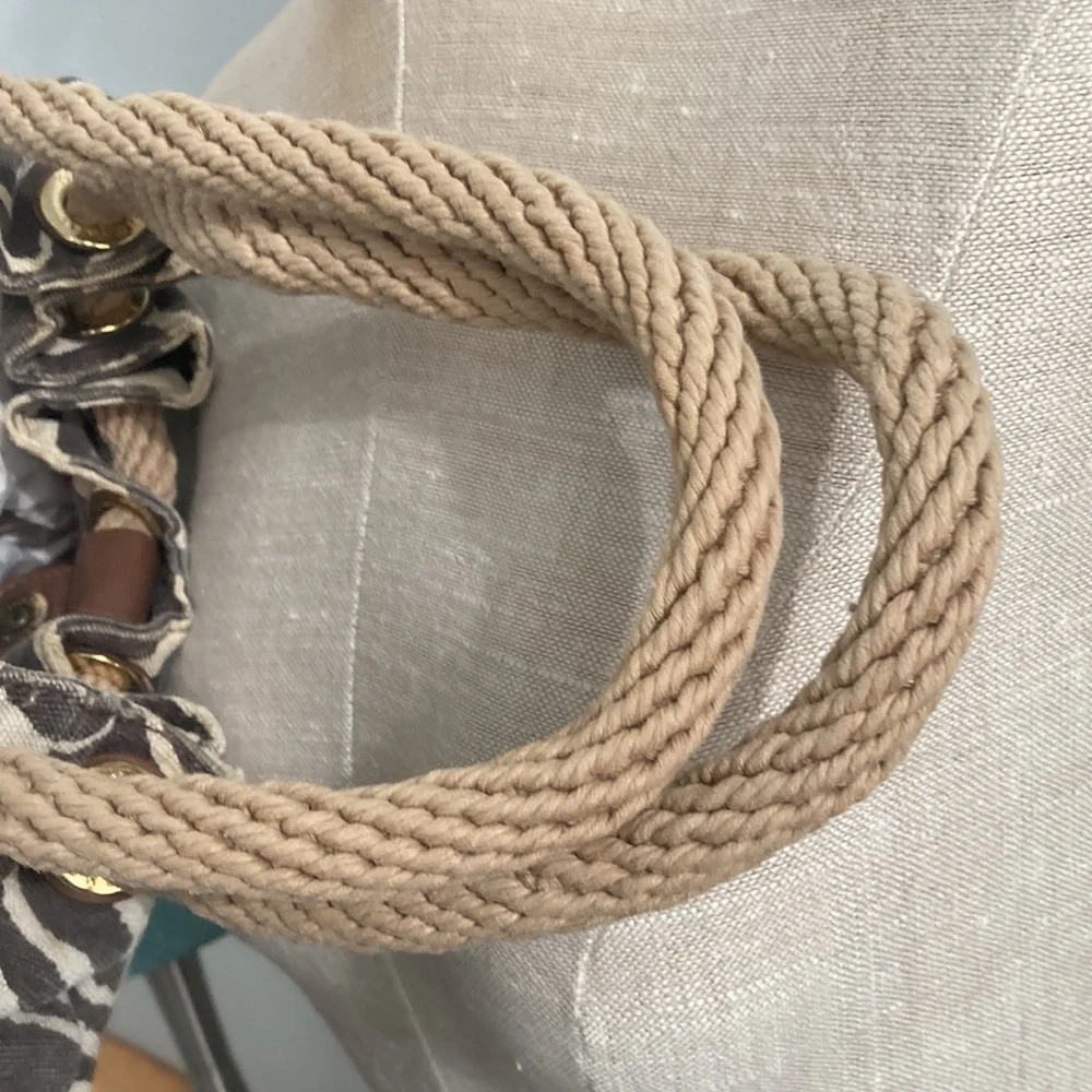 MICHAEL KORS canvas zebra bag with ropes and golden details. - Picture 5 of 8